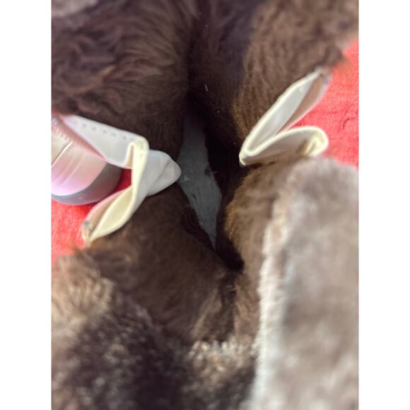 Totes Women’s White Faux Fur Quilted Winter Snow Boots Size 8M - Picture 6 of 7